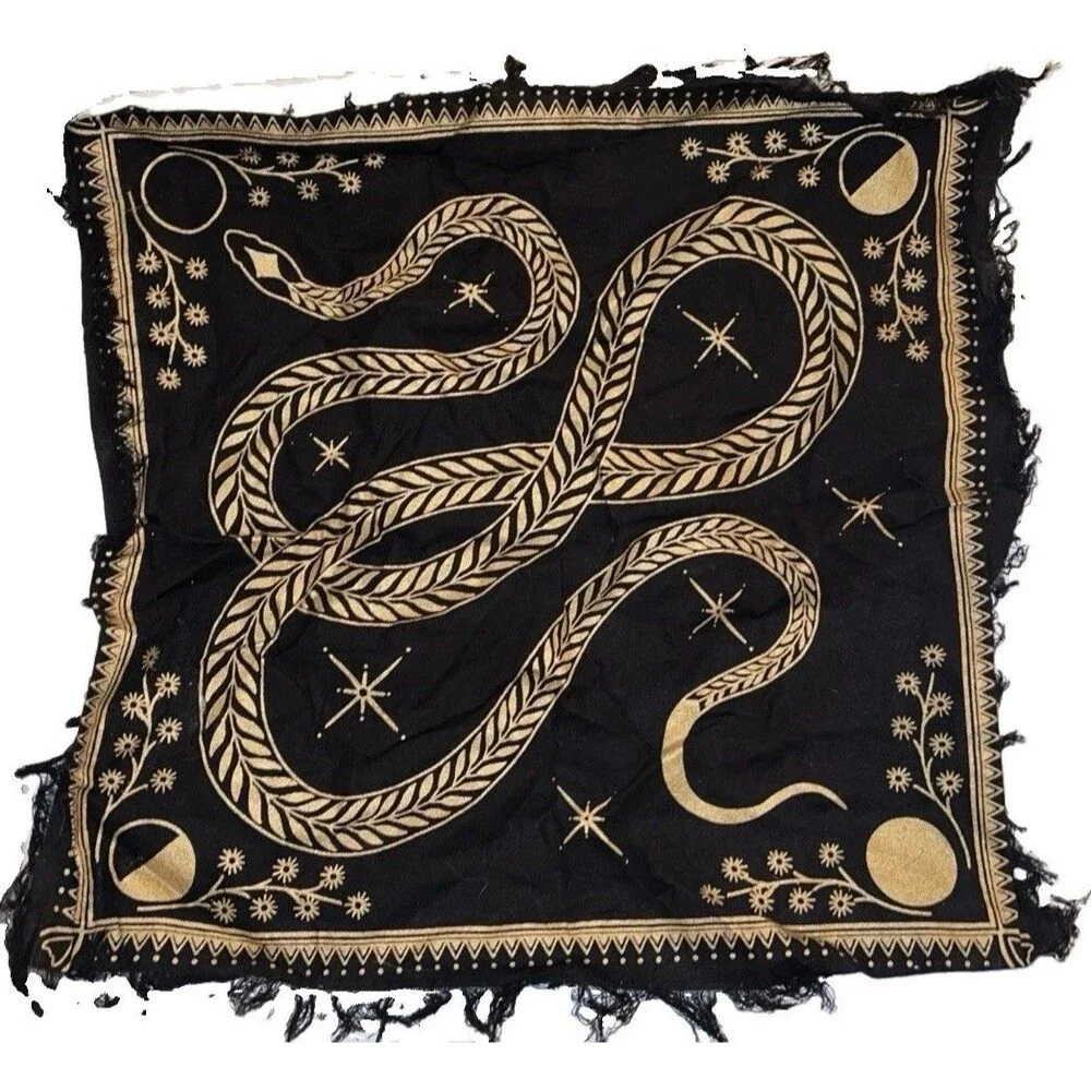 New Gold Snack Witchcraft Made Of 100% Cotton Altar Cloth Square Tarot 17” x 17”